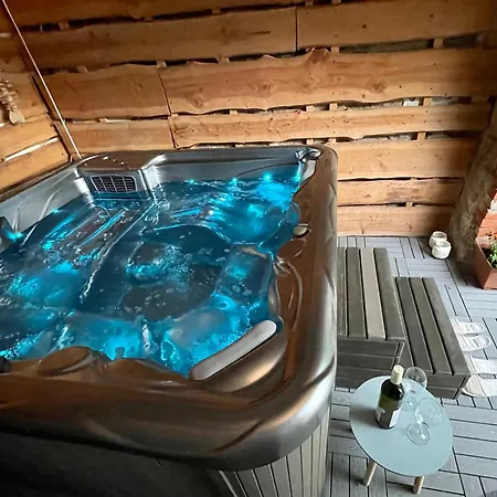 Hedra Apartman *