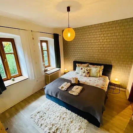 Hedra Apartman *